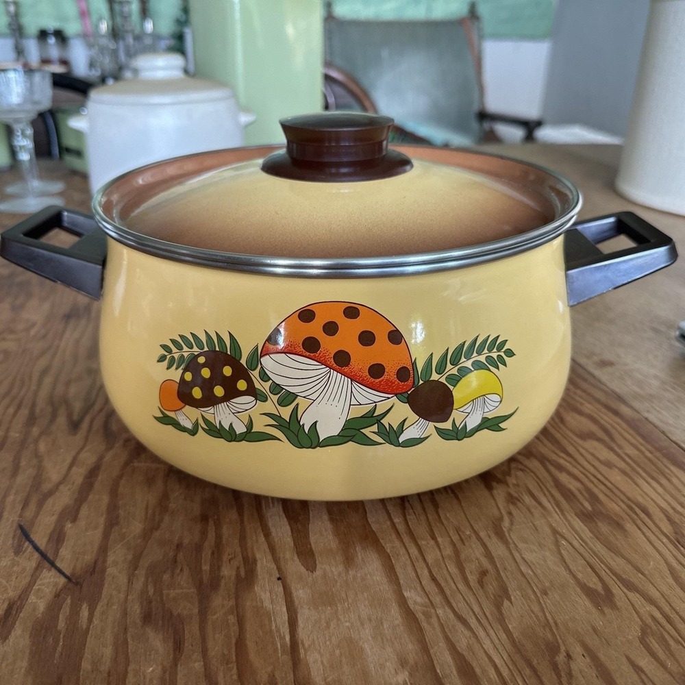 VTG Sears Roebuck Merry Mushroom Large Pot W Lid Harvest Gold Yellow Enamel EUC